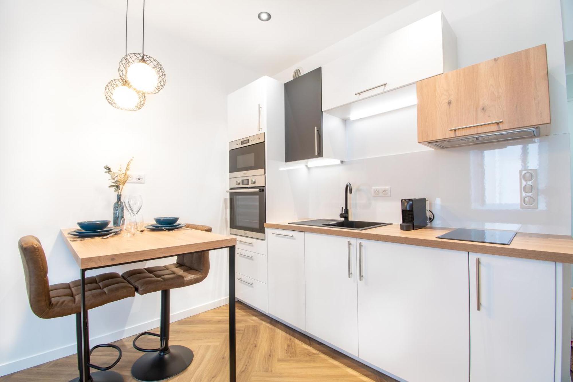 L'Appartement Des Ducs Avec Baignoire Double Nantes Exterior photo